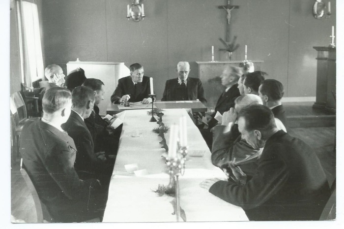 Ny präst, ny räfst102